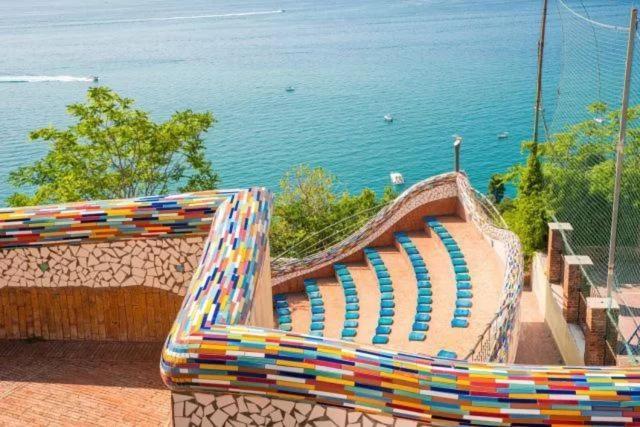 B&B Due Su Due Holiday Vietri Εξωτερικό φωτογραφία