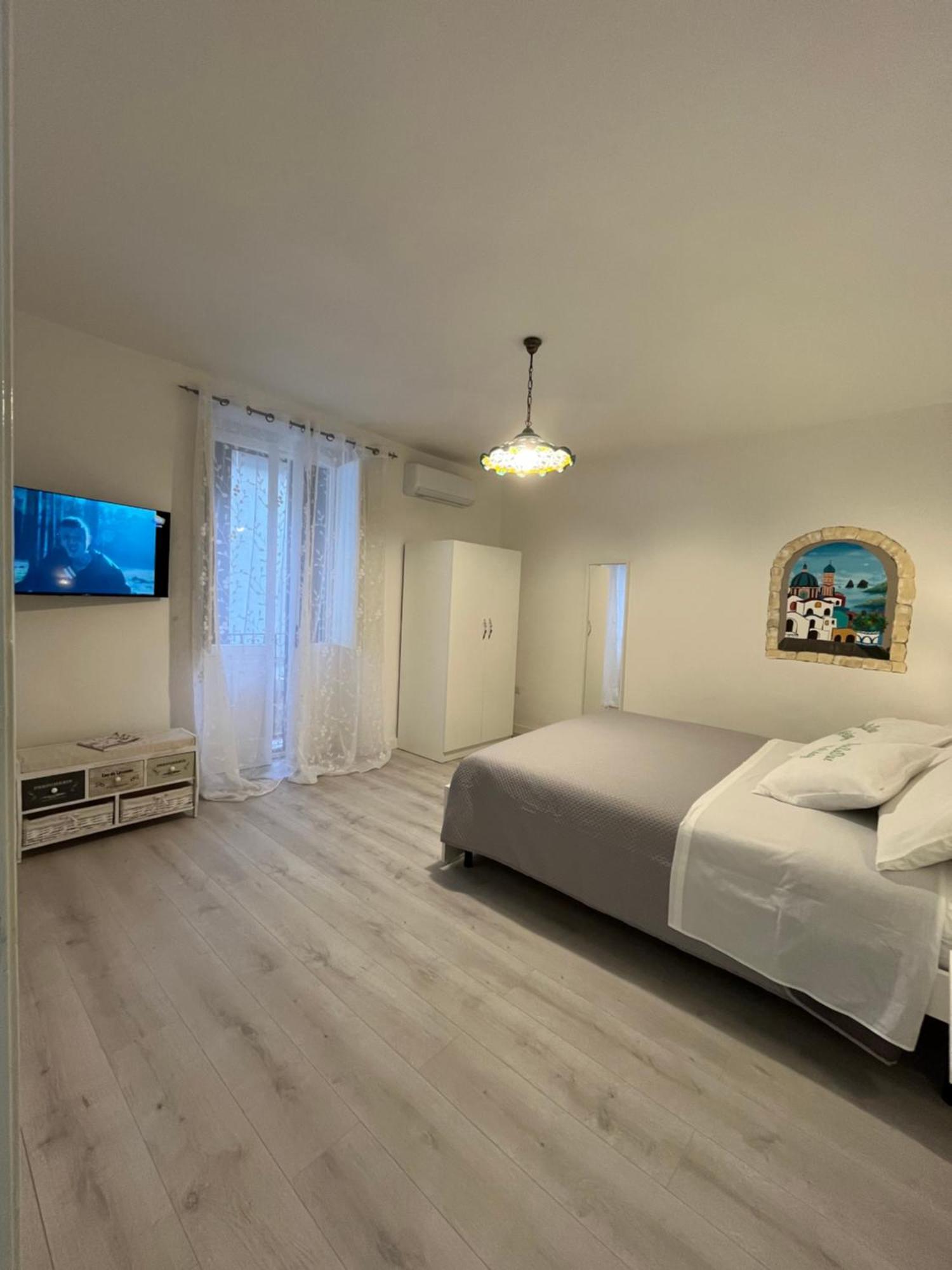 B&B Due Su Due Holiday Vietri Εξωτερικό φωτογραφία