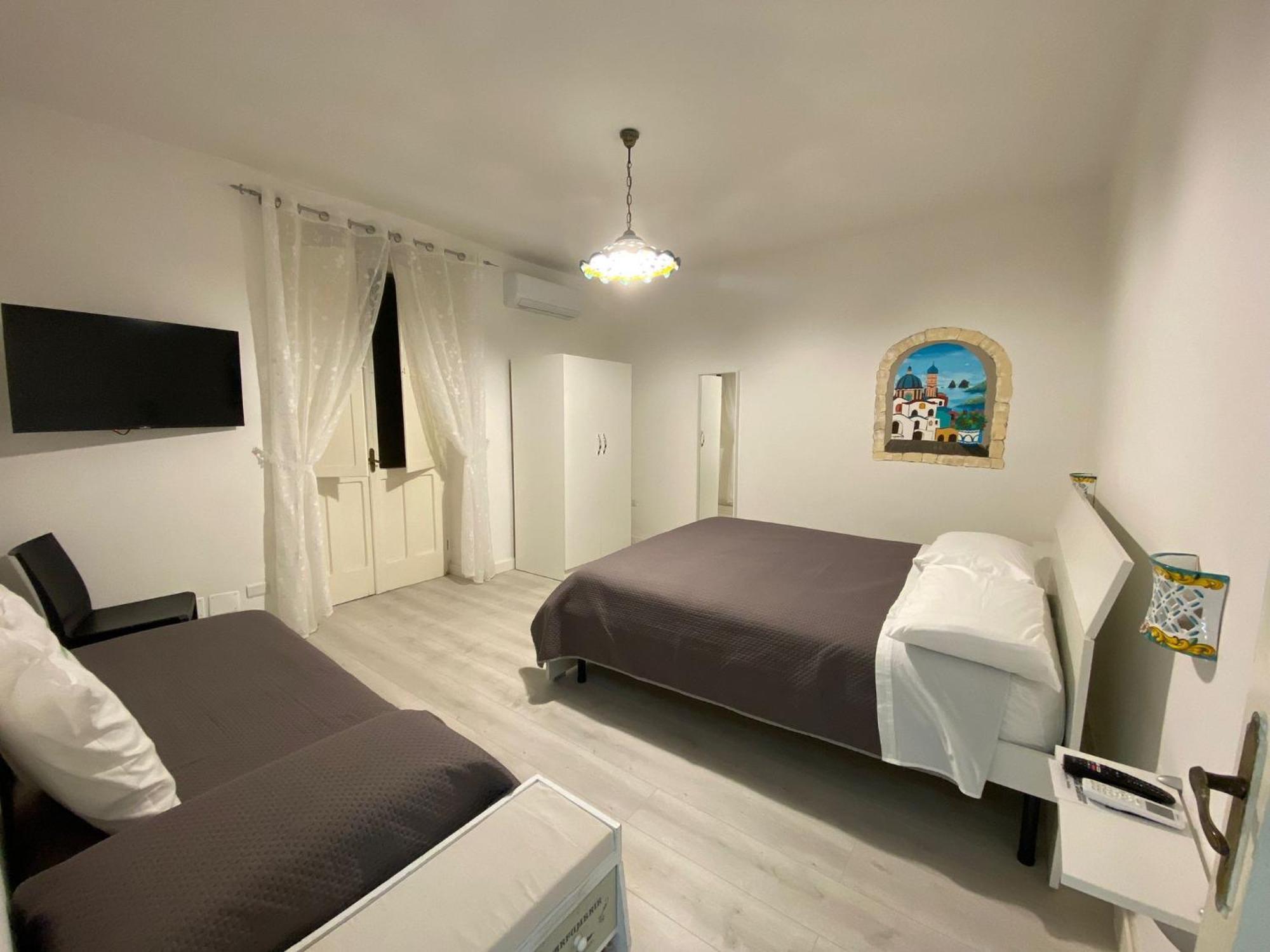 B&B Due Su Due Holiday Vietri Εξωτερικό φωτογραφία
